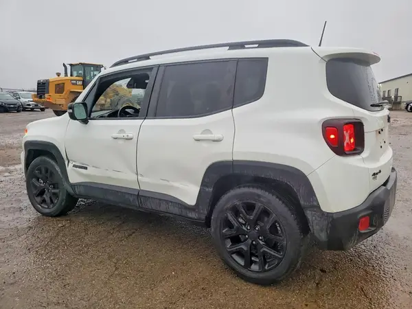 ZACNJDE12NPN81852 2022 JEEP RENEGADE - Image 2