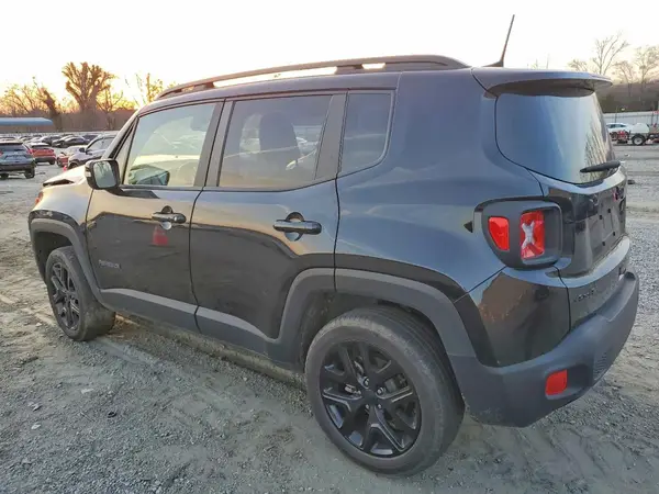 ZACNJDE12PPP12412 2023 JEEP RENEGADE - Image 2
