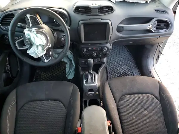 ZACNJDE12PPP12412 2023 JEEP RENEGADE - Image 8