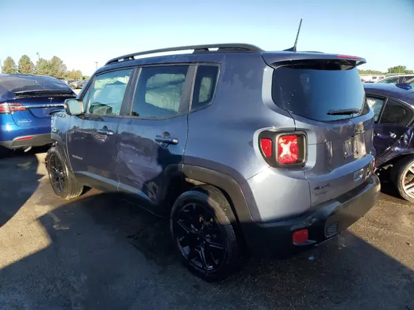 ZACNJDE12PPP25421 2023 JEEP RENEGADE - Image 2