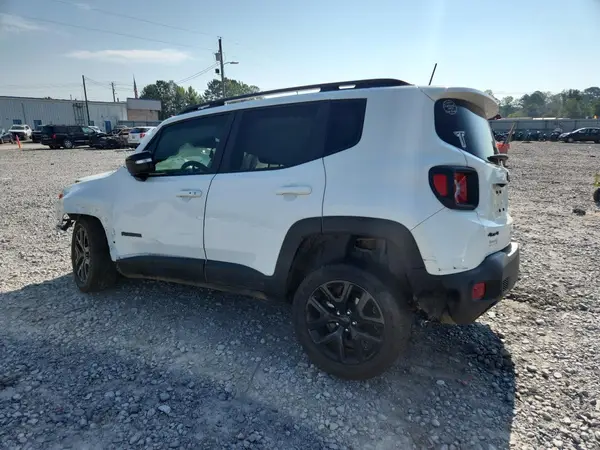 ZACNJDE12PPP40033 2023 JEEP RENEGADE - Image 2