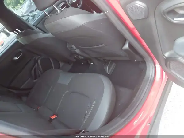 ZACNJDE13NPN65238 2022 JEEP RENEGADE - Image 8