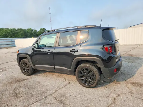ZACNJDE13NPN68401 2022 JEEP RENEGADE - Image 2