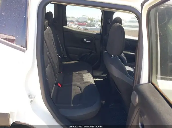 ZACNJDE13PPP17845 2023 JEEP RENEGADE - Image 8