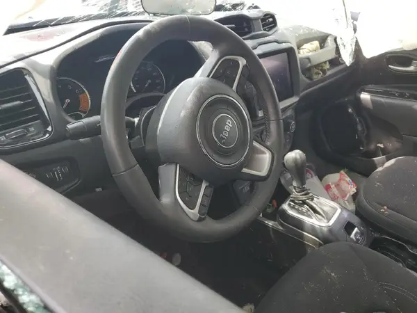 ZACNJDE14PPP20432 2023 JEEP RENEGADE - Image 8