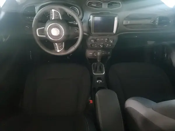 ZACNJDE14PPP24111 2023 JEEP RENEGADE - Image 8