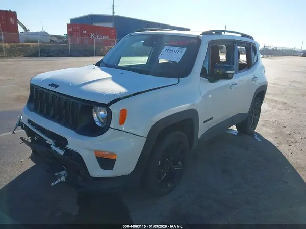 ZACNJDE14PPP43239 2023 JEEP RENEGADE - Image 2