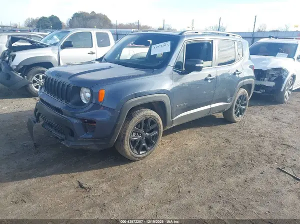 ZACNJDE16NPN49471 2022 JEEP RENEGADE - Image 2