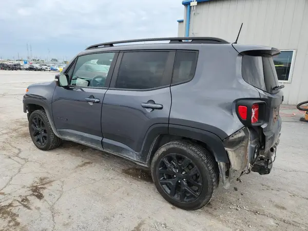 ZACNJDE16NPN99190 2022 JEEP RENEGADE - Image 2