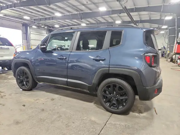 ZACNJDE16PPP12784 2023 JEEP RENEGADE - Image 2