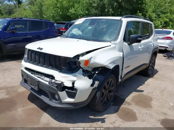 ZACNJDE16PPP40603 2023 JEEP RENEGADE - Image 2