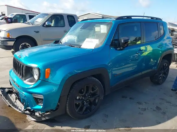 ZACNJDE17NPN64951 2022 JEEP RENEGADE - Image 2