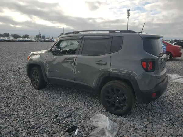 ZACNJDE17NPP01323 2022 JEEP RENEGADE - Image 2