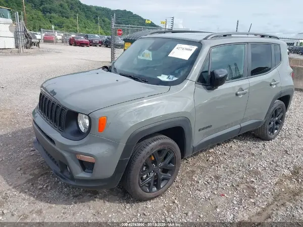 ZACNJDE18NPN98087 2022 JEEP RENEGADE - Image 2