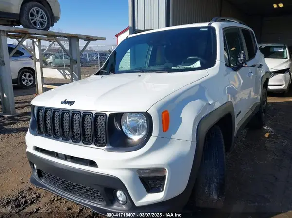 ZACNJDE19NPN70959 2022 JEEP RENEGADE - Image 2