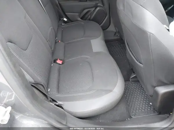 ZACNJDE19PPP15064 2023 JEEP RENEGADE - Image 8