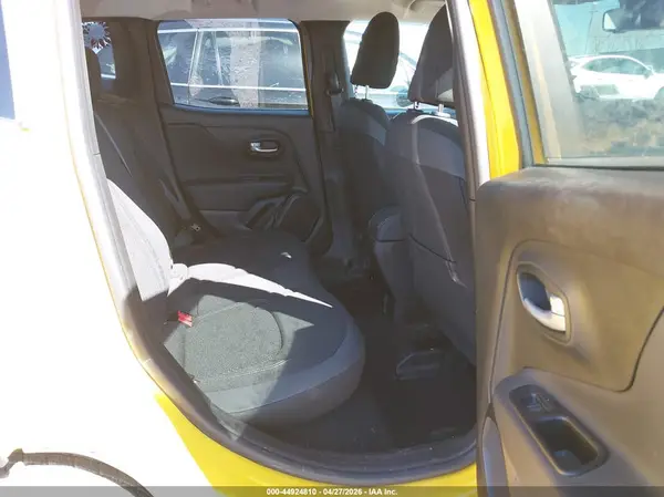 ZACNJDE19PPP57637 2023 JEEP RENEGADE - Image 8
