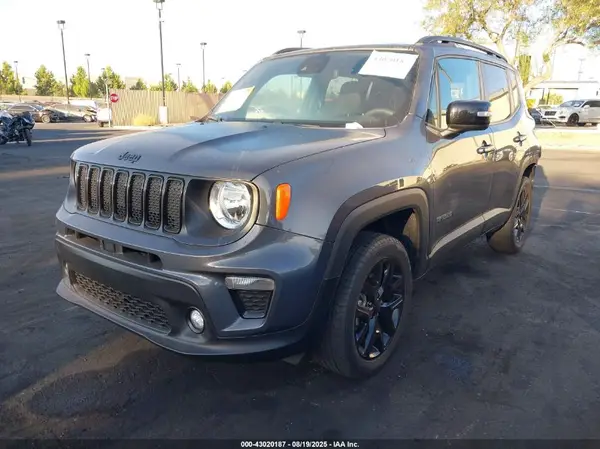 ZACNJDE1XNPN53393 2022 JEEP RENEGADE - Image 2