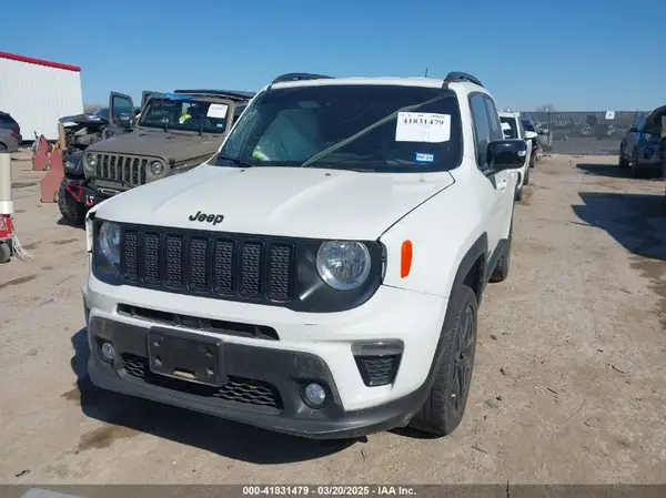 ZACNJDE1XNPN71389 2022 JEEP RENEGADE - Image 2