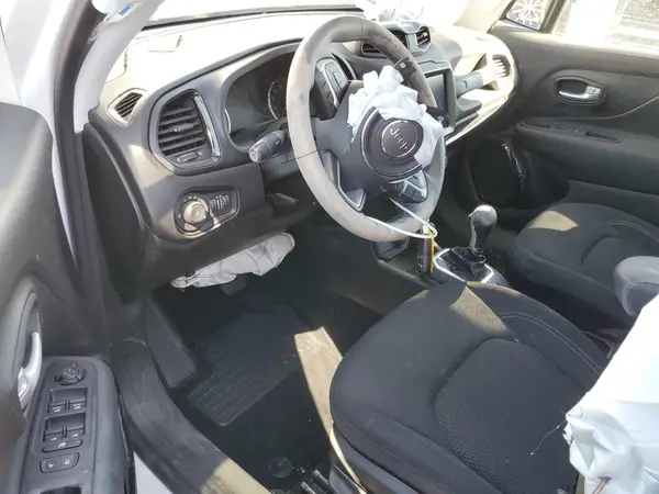 ZACNJDE1XPPP41625 2023 JEEP RENEGADE - Image 8