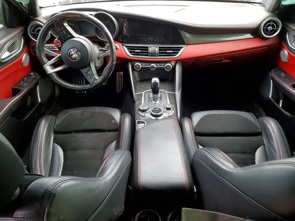 ZARFAEAV0H7552511 2017 ALFA ROMEO GIULIA - Image 8