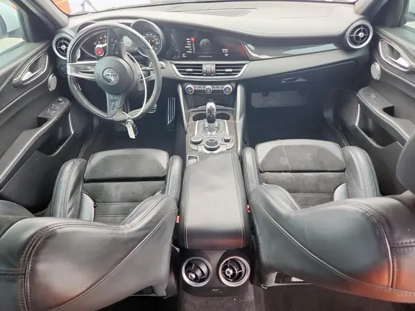 ZARFAEAV0J7580539 2018 ALFA ROMEO GIULIA - Image 8
