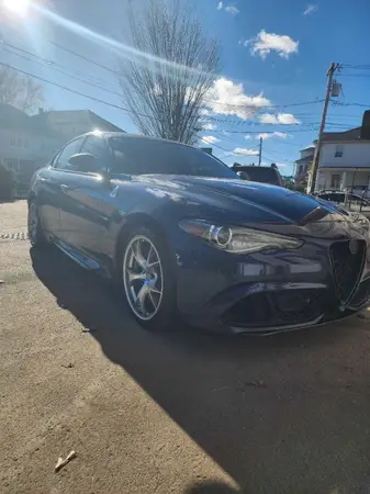 ZARFAEAV1H7552405 2017 ALFA ROMEO GIULIA