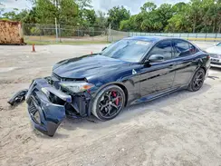 ZARFAEAV2H7518277 2017 ALFA ROMEO GIULIA