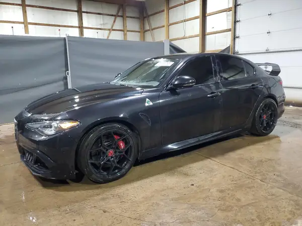 ZARFAEAV4H7531290 2017 ALFA ROMEO GIULIA - Image 1