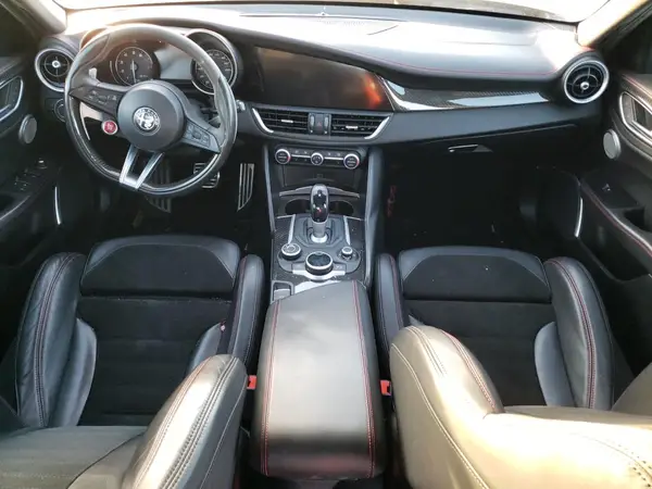 ZARFAEAV4H7546338 2017 ALFA ROMEO GIULIA - Image 8