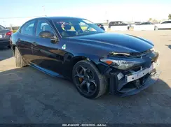 ZARFAEAV4J7585128 2018 ALFA ROMEO GIULIA