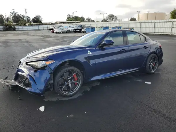 ZARFAEAV6H7535373 2017 ALFA ROMEO GIULIA