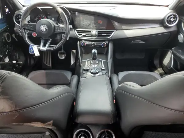 ZARFAEAV7H7556684 2017 ALFA ROMEO GIULIA - Image 8