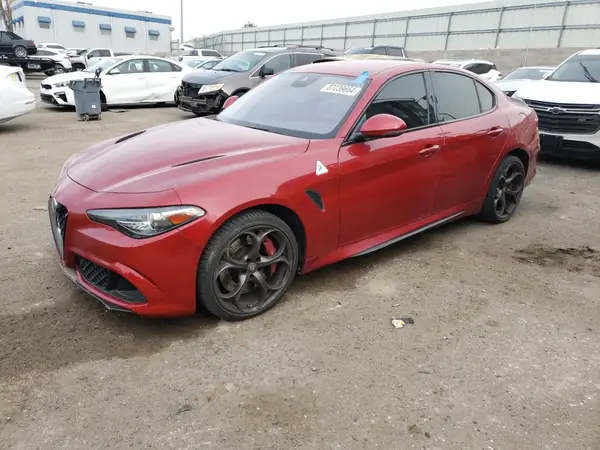 ZARFAEAV9J7576814 2018 ALFA ROMEO GIULIA - Image 1