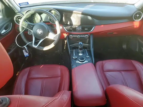 ZARFAEBN0H7556475 2017 ALFA ROMEO GIULIA - Image 8