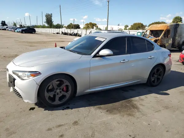 ZARFAEBN1H7552435 2017 ALFA ROMEO GIULIA - Image 1