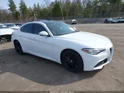 ZARFAEBN1H7556386 2017 ALFA ROMEO GIULIA