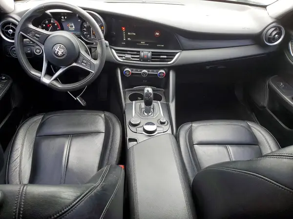 ZARFAEBN2H7539967 2017 ALFA ROMEO GIULIA - Image 8