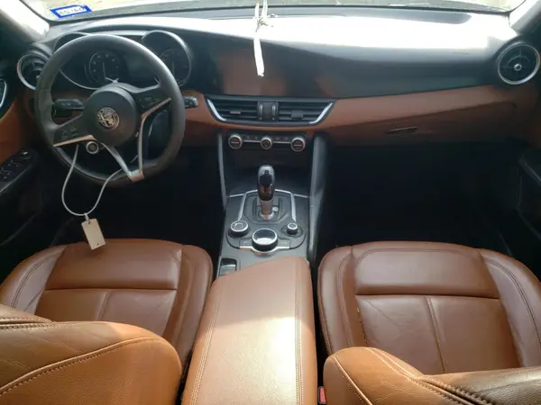 ZARFAEBN2H7550449 2017 ALFA ROMEO GIULIA - Image 8