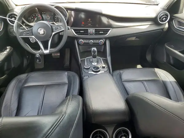 ZARFAEBN2H7552220 2017 ALFA ROMEO GIULIA - Image 8