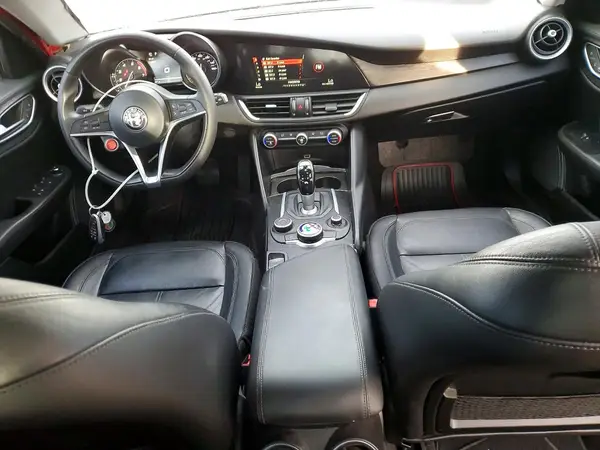 ZARFAEBN3H7539203 2017 ALFA ROMEO GIULIA - Image 8