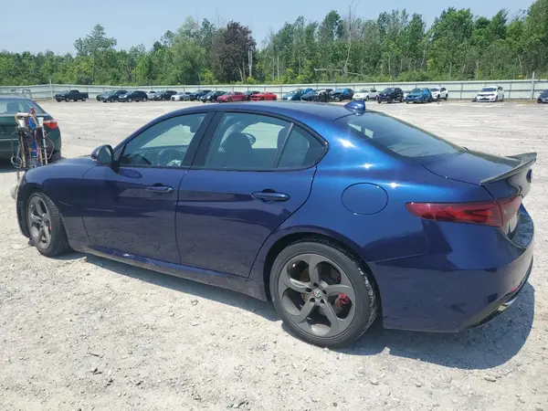ZARFAEBN3H7551285 2017 ALFA ROMEO GIULIA - Image 2