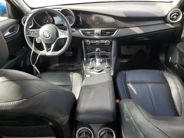 ZARFAEBN3H7561556 2017 ALFA ROMEO GIULIA - Image 8