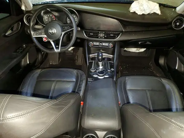 ZARFAEBN3J7567704 2018 ALFA ROMEO GIULIA - Image 8