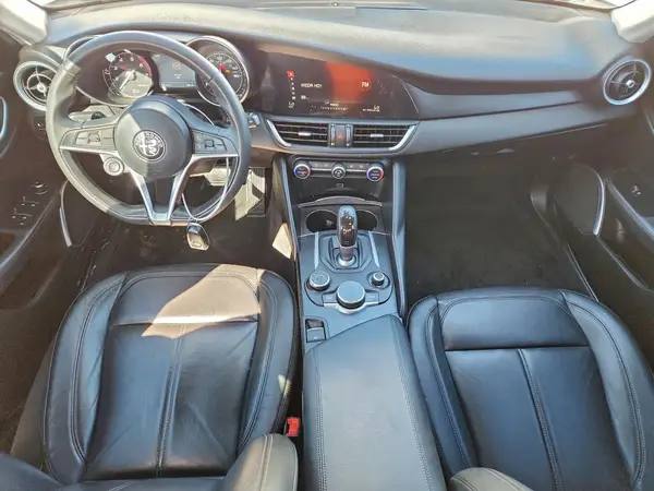 ZARFAEBN3J7581702 2018 ALFA ROMEO GIULIA - Image 8