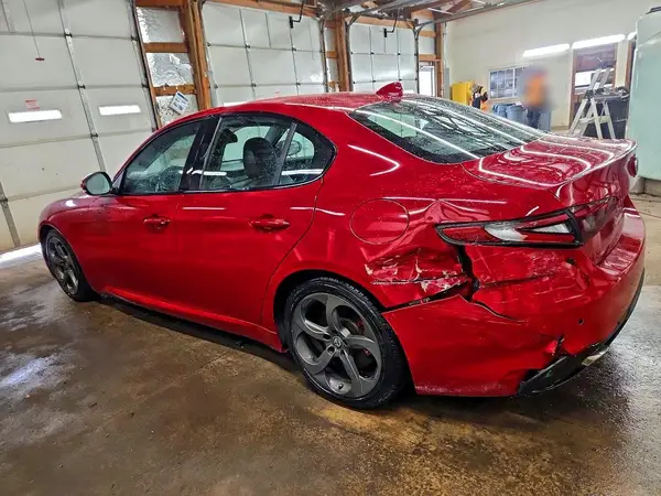 ZARFAEBN4H7546242 2017 ALFA ROMEO GIULIA - Image 2