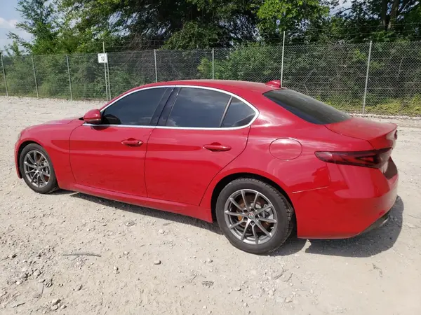 ZARFAEBN4J7592210 2018 ALFA ROMEO GIULIA - Image 2