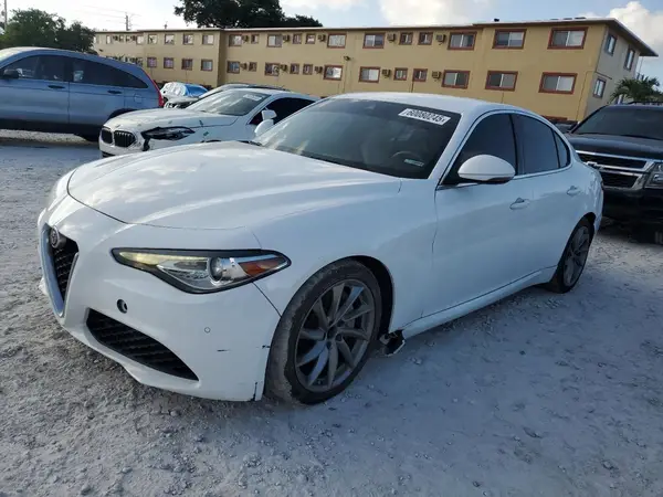 ZARFAEBN5J7563363 2018 ALFA ROMEO GIULIA - Image 1