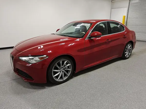 ZARFAEBN5J7591566 2018 ALFA ROMEO GIULIA - Image 1