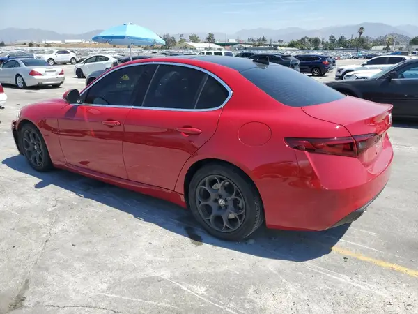 ZARFAEBN6H7546999 2017 ALFA ROMEO GIULIA - Image 2